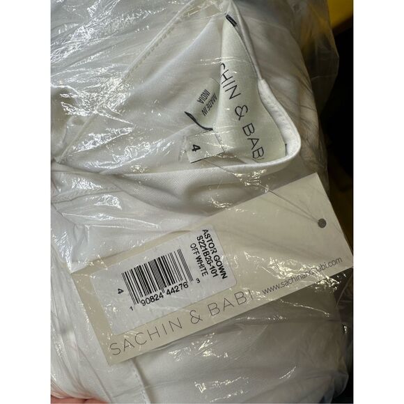 NWT Sachin & Babi Astor pearl-embellished gown Size 4 $1100 - Picture 13 of 13